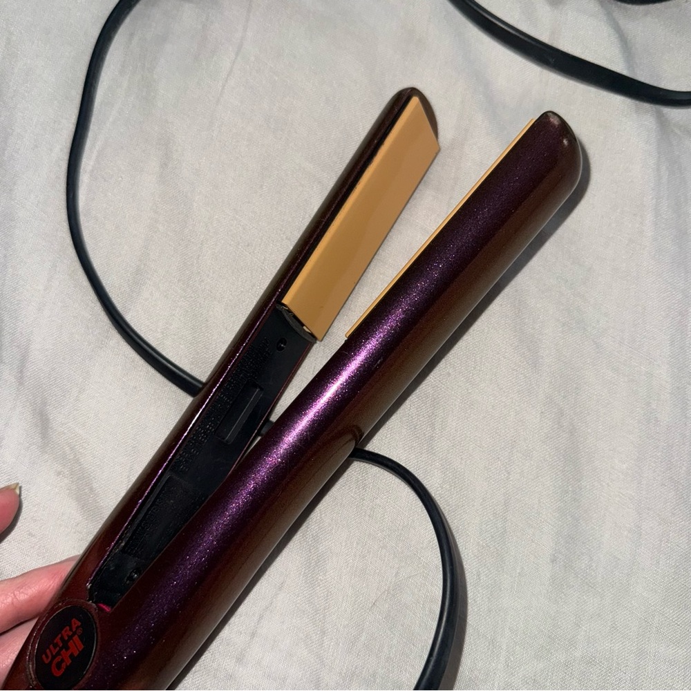 CHI Metallic Purple Flat Iron Hair Straightener - Picture 6 of 8
